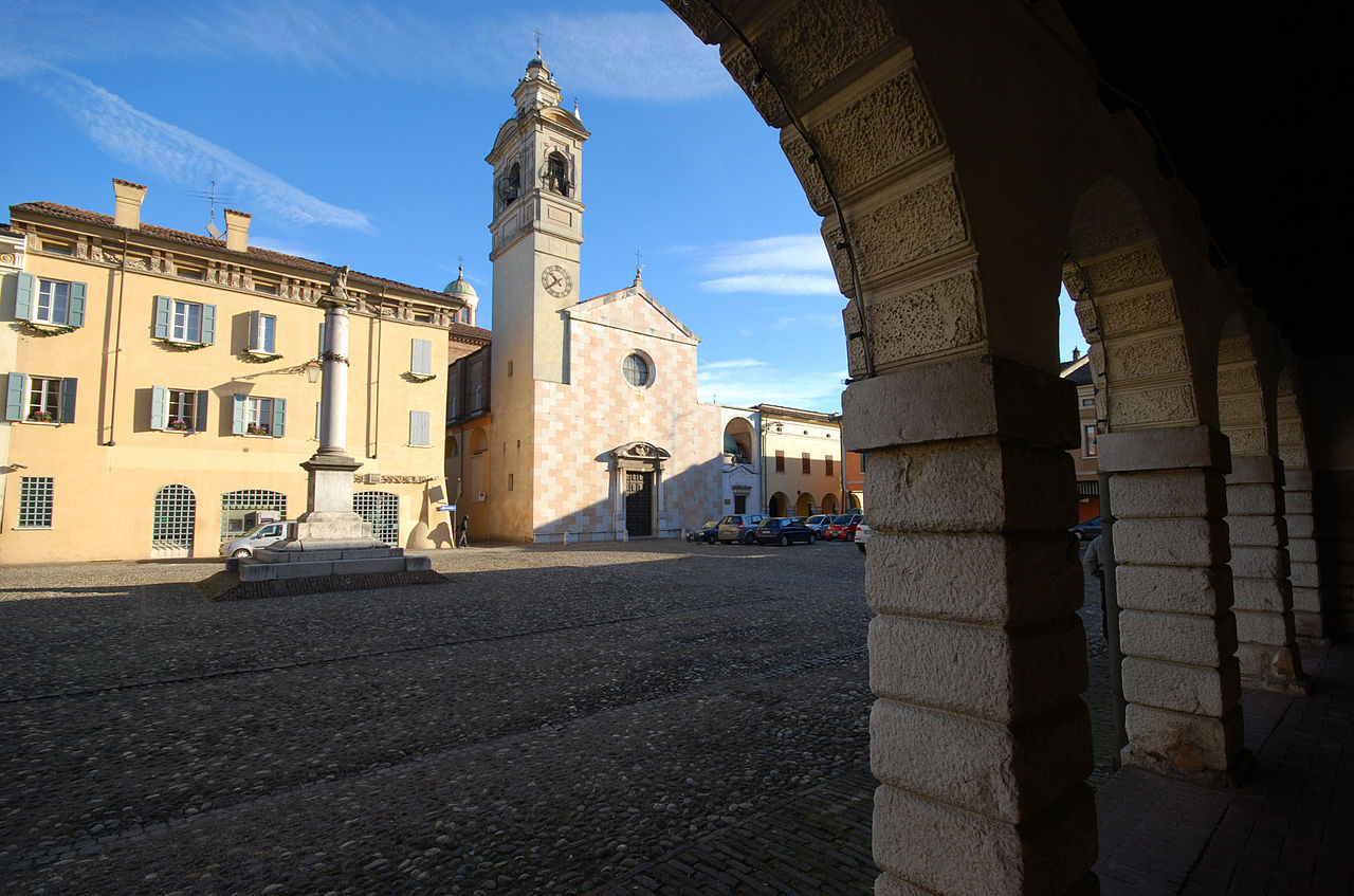 Sabbioneta, Piazza Ducale.